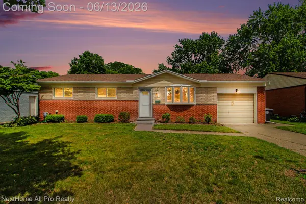 14242 Park Street, Livonia, MI 48154