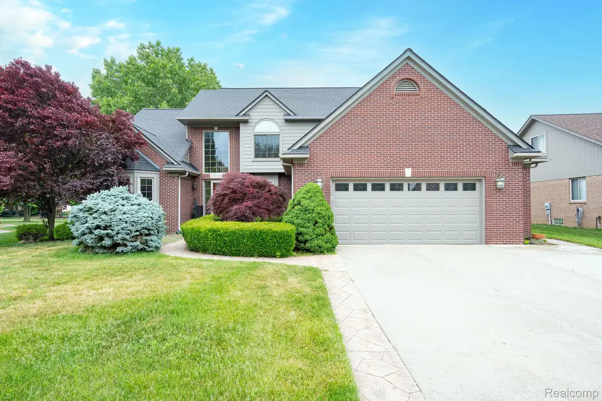 47248 Malburg Way Drive, Macomb, MI 48044 - #1
