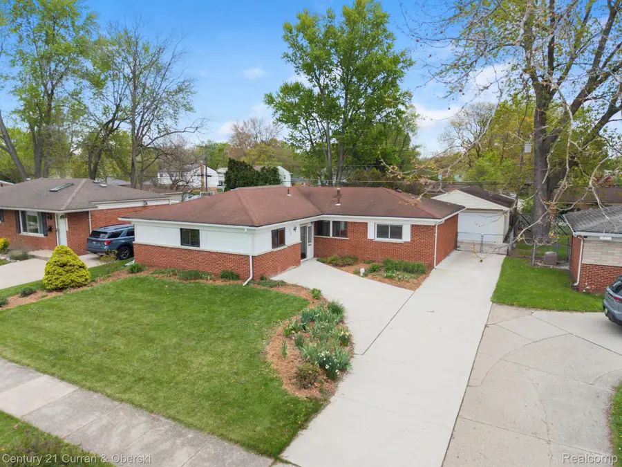 30238 S Stockton Drive, Farmington, MI 48336 - #3
