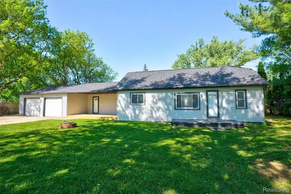 8053 Leadley Avenue, MtMorris, MI 48458