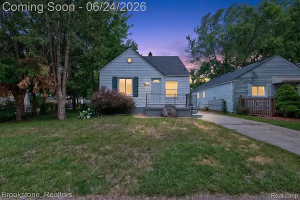 7203 Orchard Avenue, Warren, MI 48091
