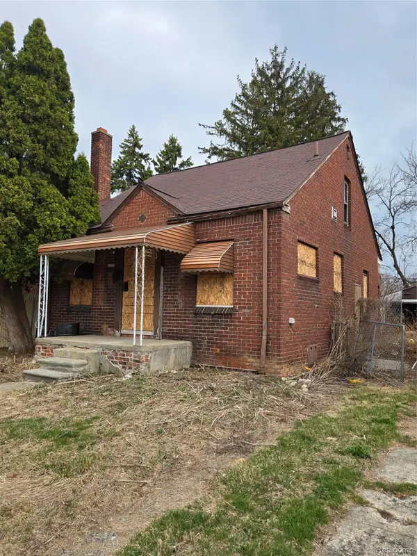 19182 Hickory Street, Detroit, MI 48205