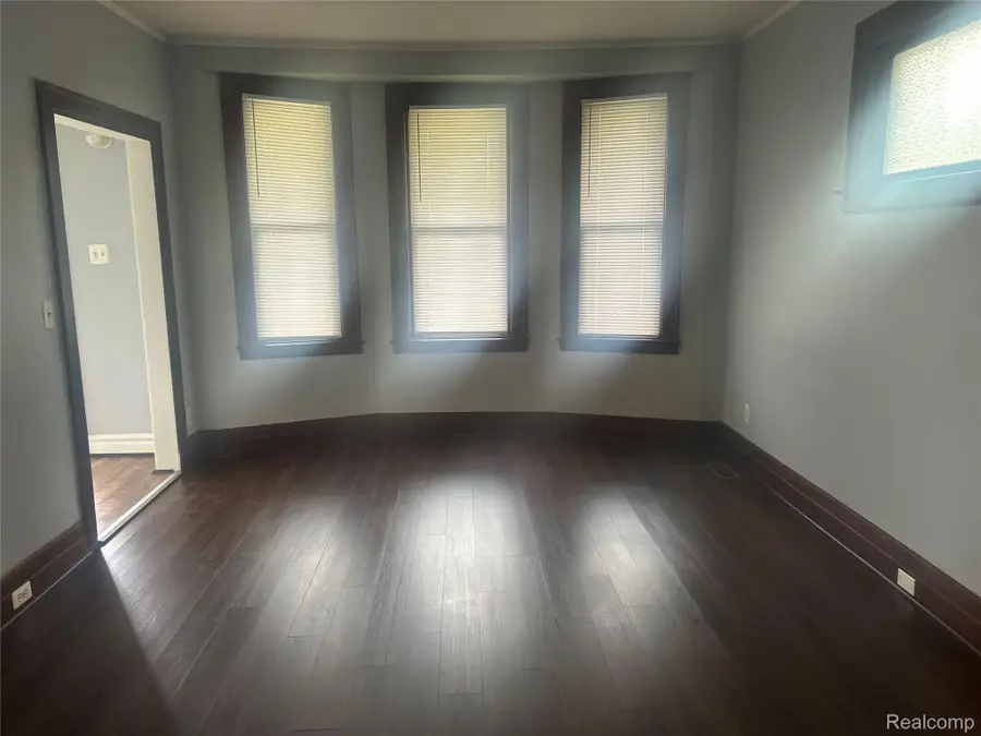 5931 N Mcclellan Street E, Detroit, MI 48213 - #2