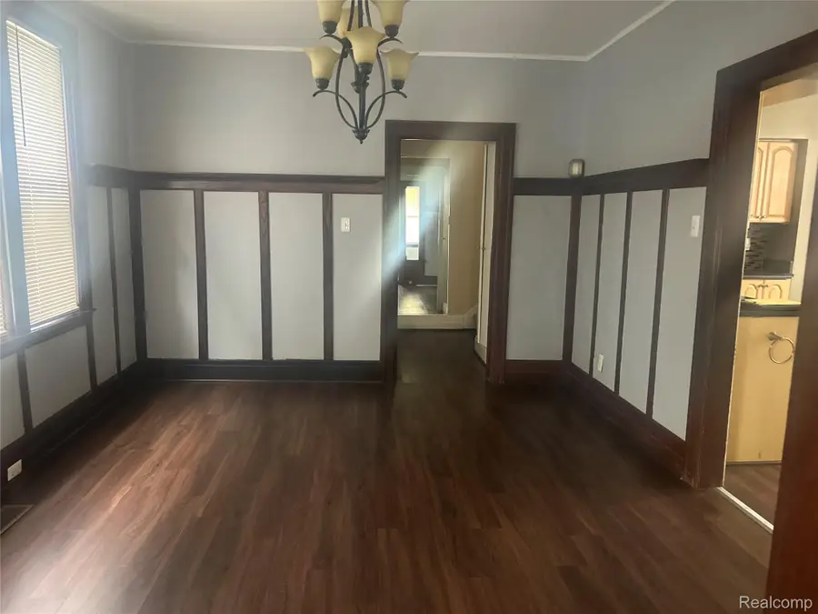 5931 N Mcclellan Street E, Detroit, MI 48213 - #3