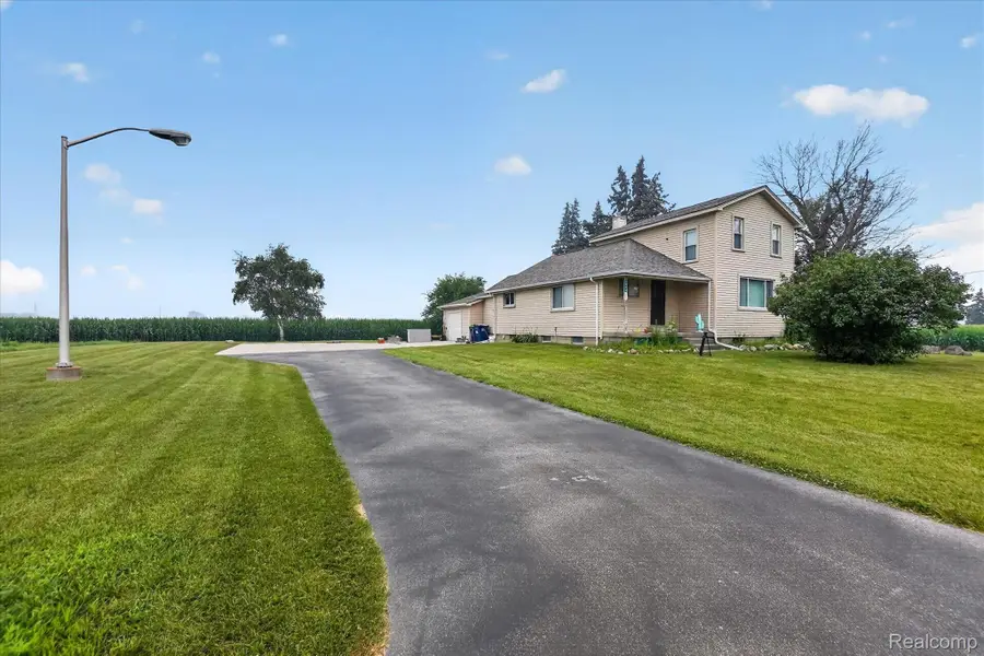 5660 Tittabawassee Road, Saginaw, MI 48604 - #3