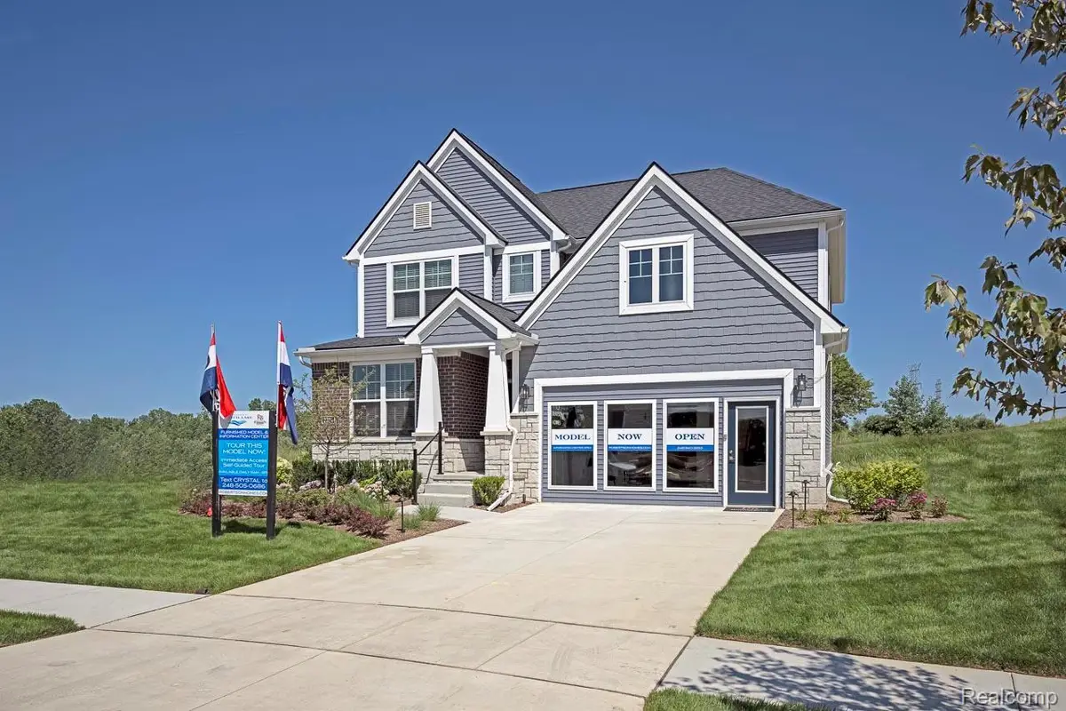2400 Provencal Dr. Drive, Commerce Township, MI 48382 - #1