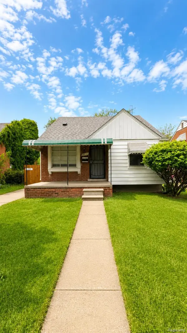 12585 Duchess Street, Detroit, MI 48224