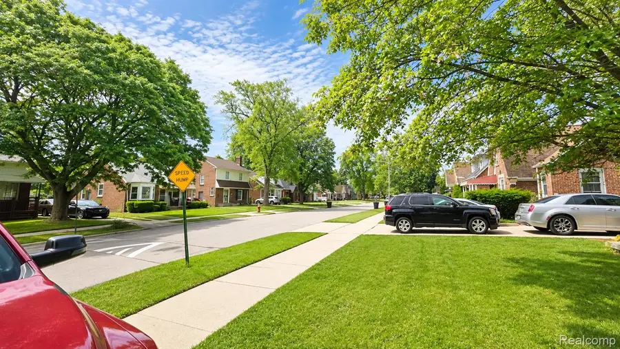 12585 Duchess Street, Detroit, MI 48224 - #3