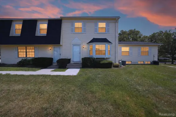 269 Lake Village Drive, WalledLake, MI 48390