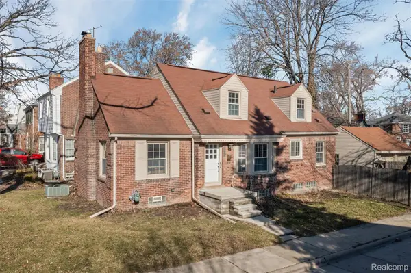 20701 Toles Lane, GrossePointeWoods, MI 48236