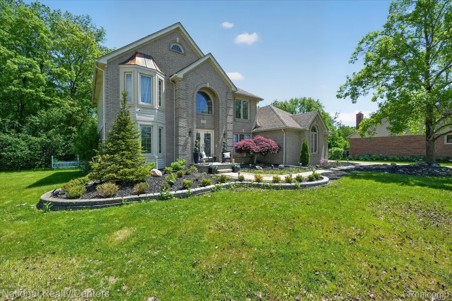 47222 Northgate Court, Canton, MI 48188 - #2