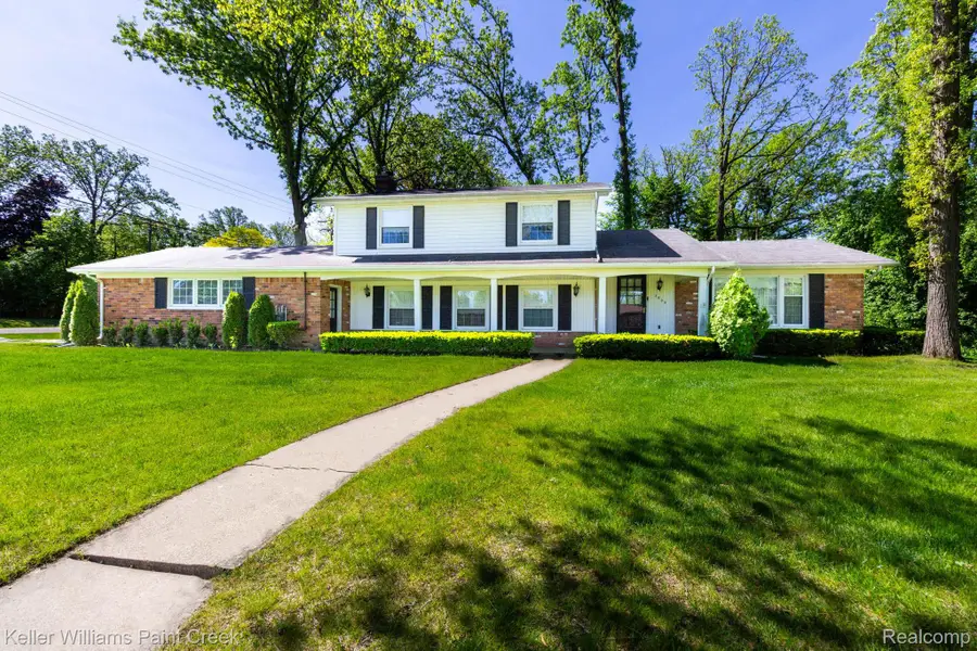 2505 Townhill, Troy, MI 48084 - #2