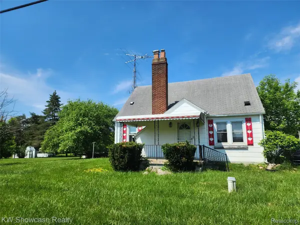 4356 S Vassar Road, Burton, MI 48519