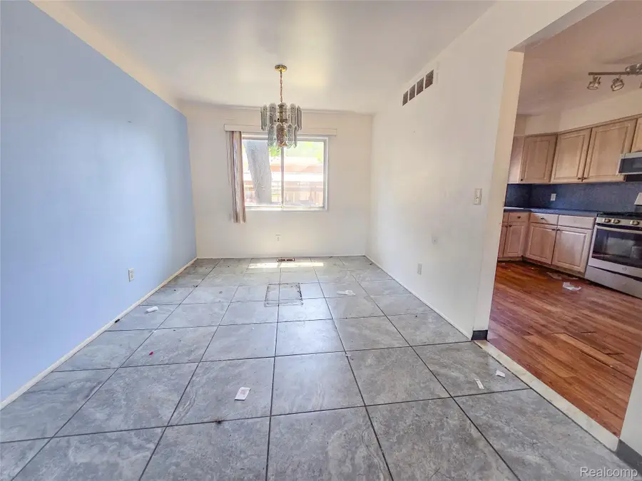 19942 Vernier Road, Harper Woods, MI 48225 - #3