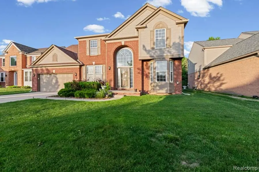 33868 Monterra Lane, Sterling Heights, MI 48312 - #2