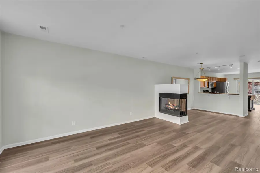 3214 Camden Drive #Unit 28, Troy, MI 48084 - #3