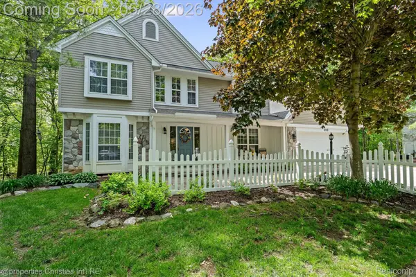 4709 Greenview Court, CommerceTwp, MI 48382