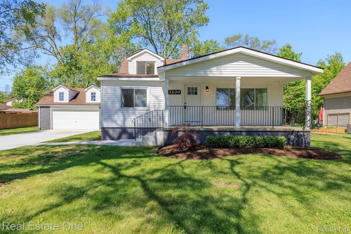 3200 Hessel Avenue, Rochester Hills, MI 48307 - #1