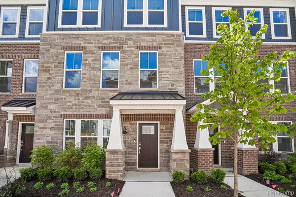 25433 Orwell Street, Novi, MI 48375