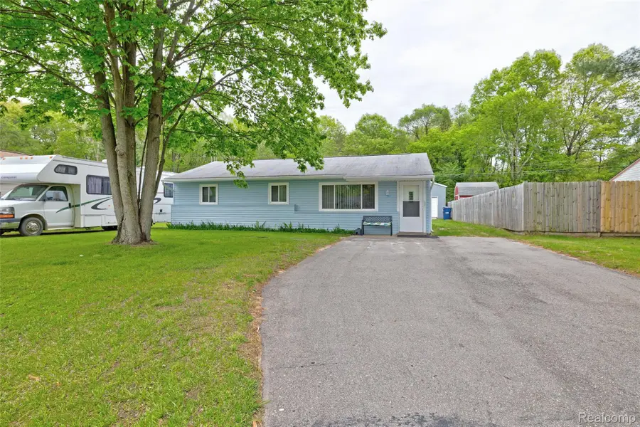 1601 Michael Street, Ortonville, MI 48462 - #3
