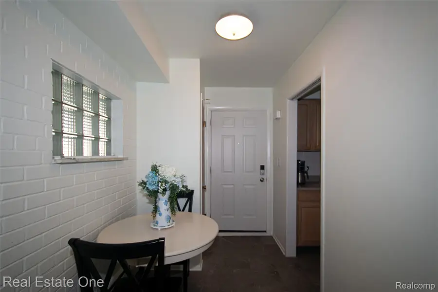 26955 Milford Road Road #24, Lyon, MI 48178 - #3