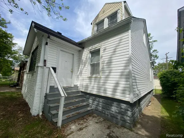 14646 San Juan Drive, Detroit, MI 48238