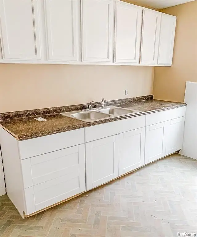 9154 Wayburn Street, Detroit, MI 48224 - #2