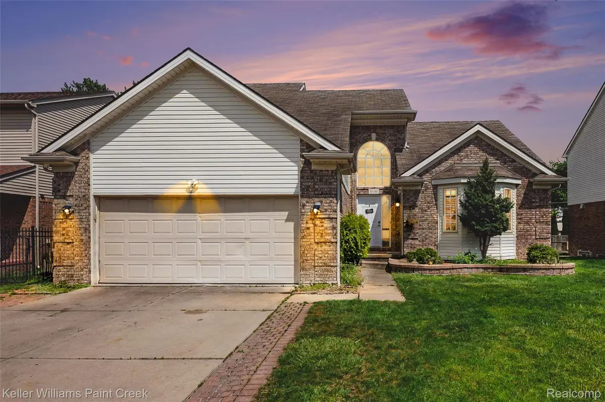 33180 Glengary Court, Sterling Heights, MI 48310 - #1