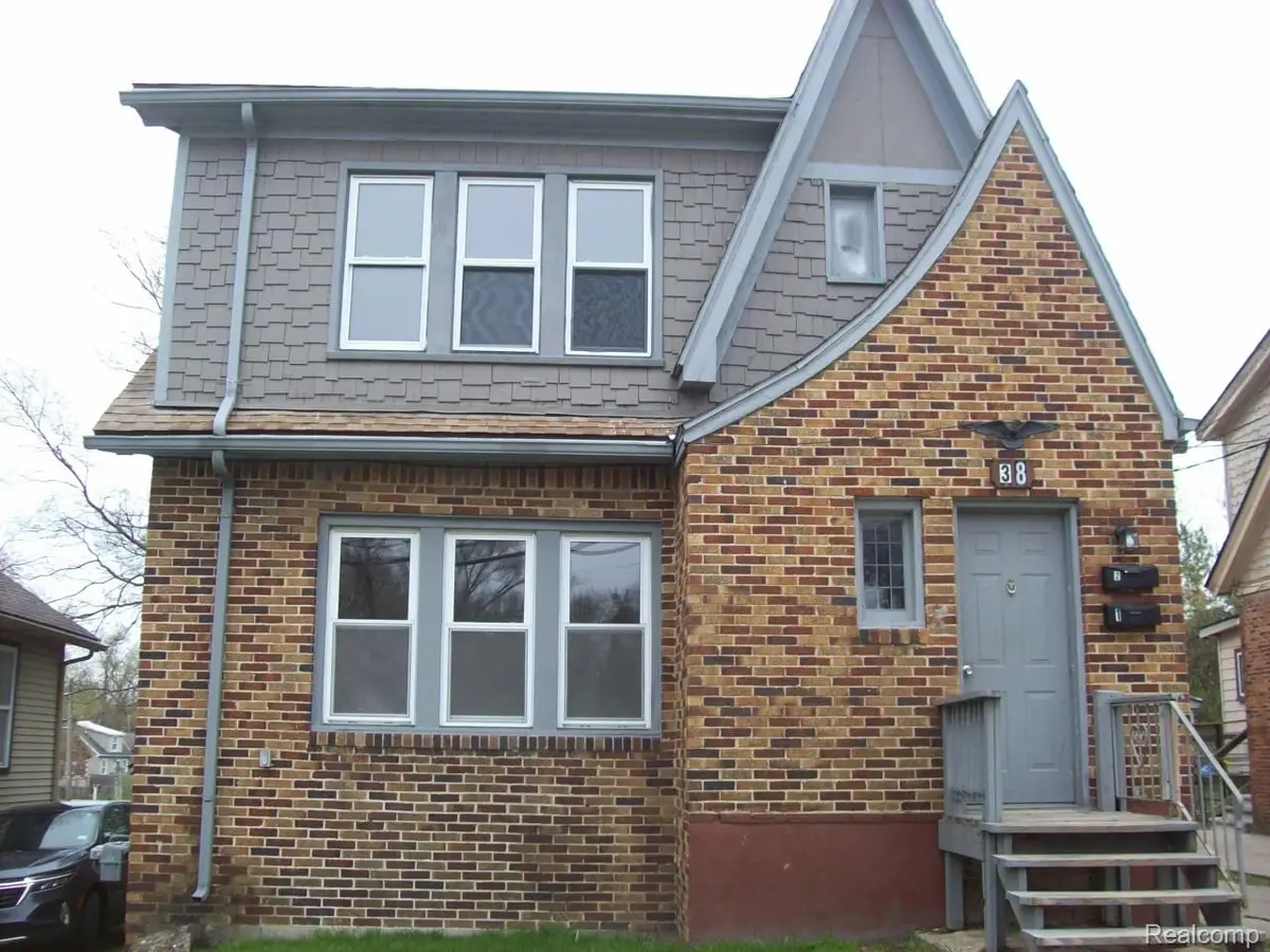 38 Cadillac Street, Pontiac, MI 48342 - #1
