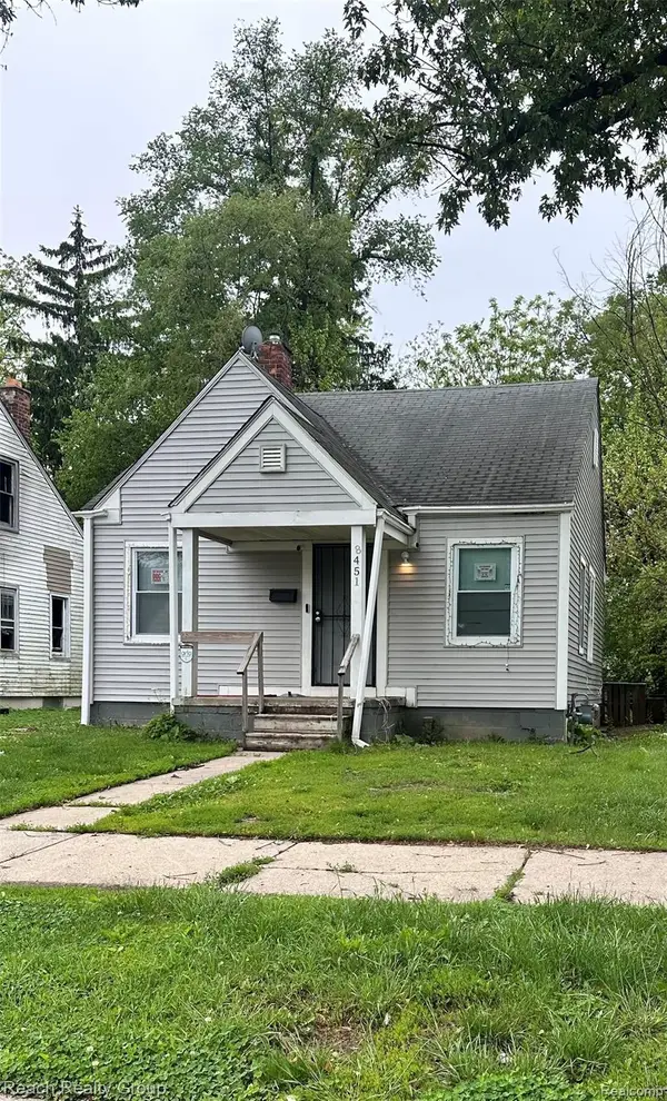 8451 Greenview Avenue, Detroit, MI 48228