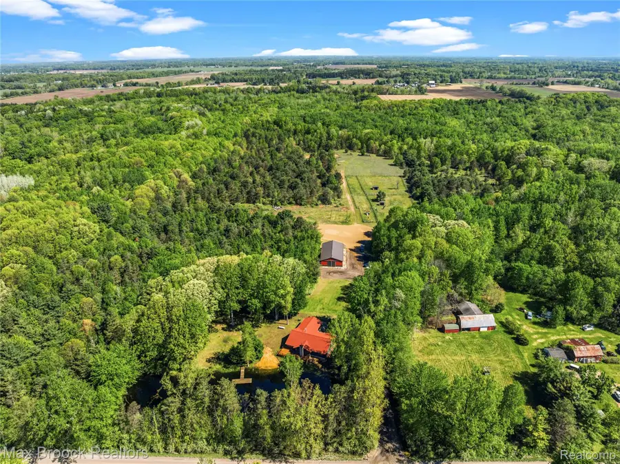 892 W Barnes Lake Road, Columbiaville, MI 48421 - #2