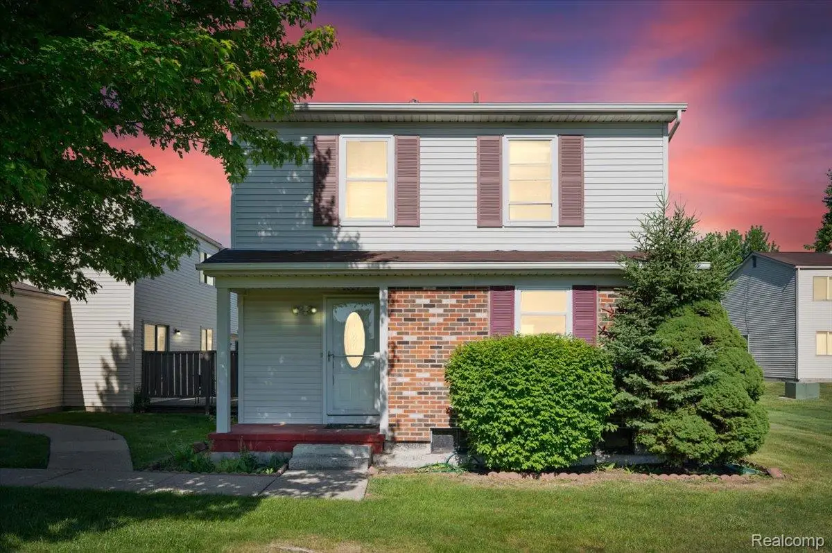 2824 Roundtree Drive, Troy, MI 48083 - #1