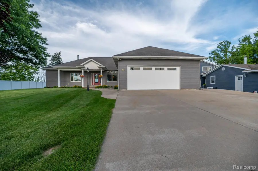 5871 Sandy Drive, Pinconning, MI 48650 - #2