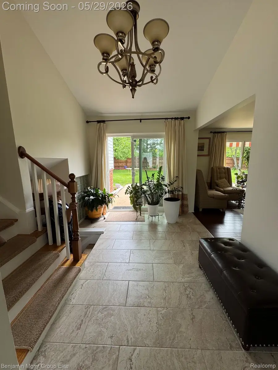 18769 Walmer Lane, Beverly Hills, MI 48025 - #2