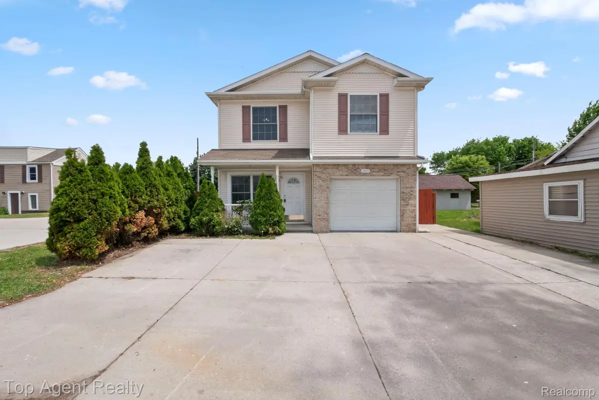 2018 John R Road, Troy, MI 48083 - #1