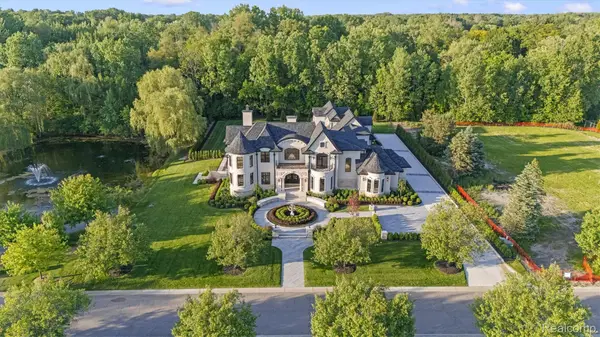575 Chase Lane, BloomfieldHills, MI 48304