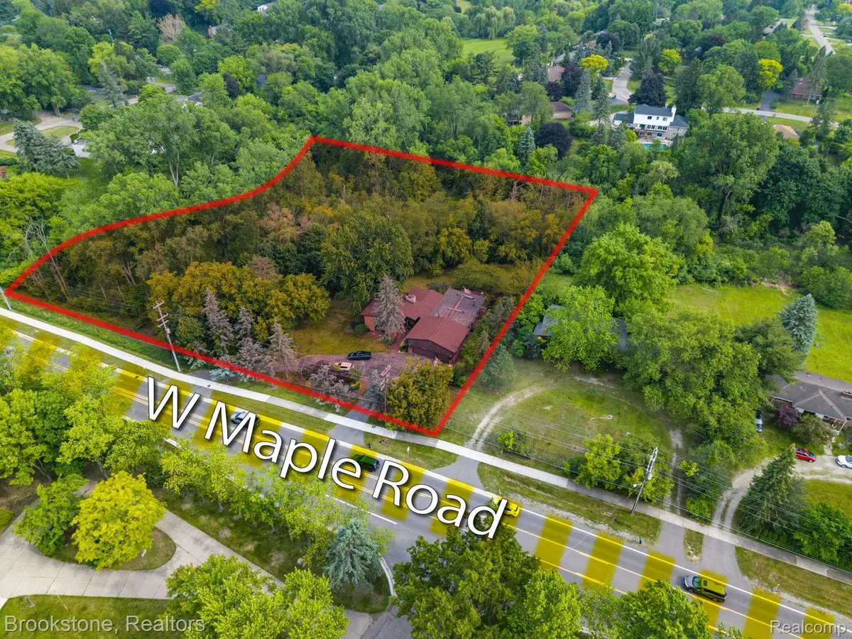 4665 W Maple Road, Bloomfield, MI 48301 - #1