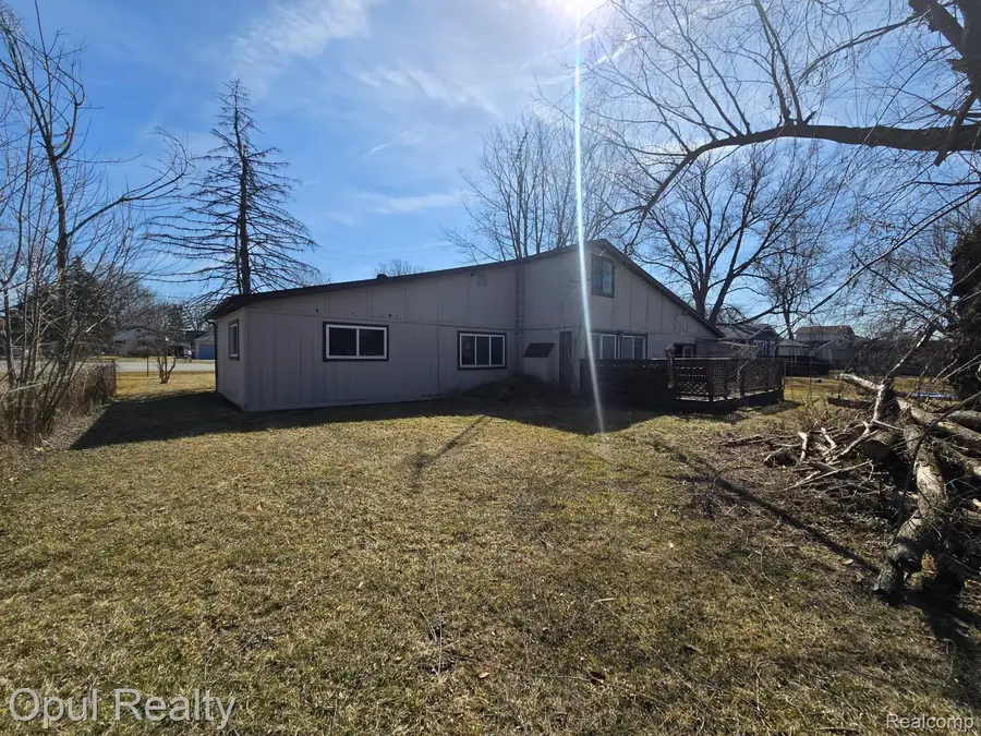 5402 Orchard Drive, East China, MI 48054 - #2