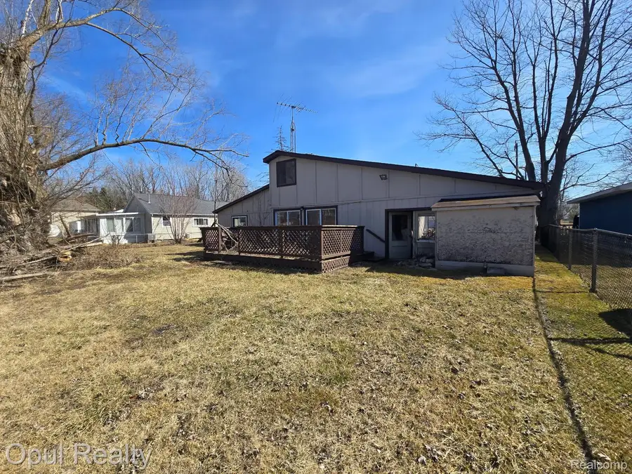 5402 Orchard Drive, East China, MI 48054 - #3