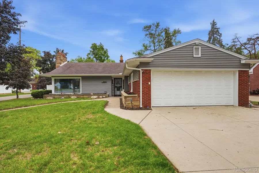 18405 Westland Avenue, Southfield, MI 48075 - #3