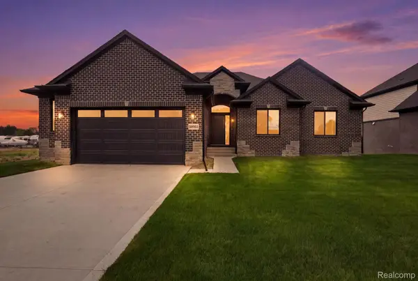 50965 Remar Farms Dr, Macomb, MI 48044