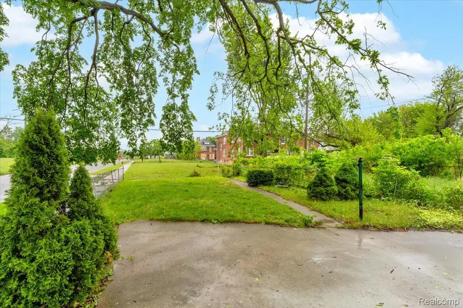 5203 Maplewood Street, Detroit, MI 48204 - #3