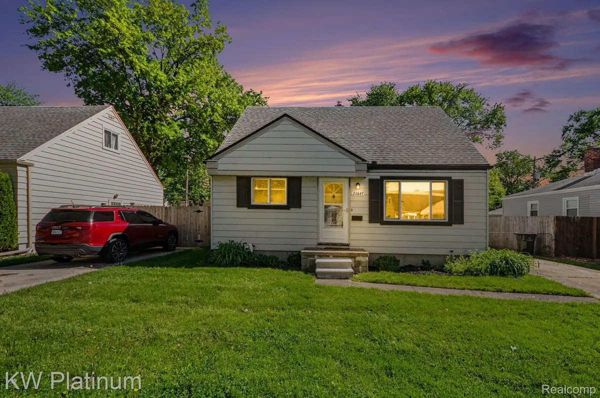 23647 Beverly Street, Saint Clair Shores, MI 48082 - #1