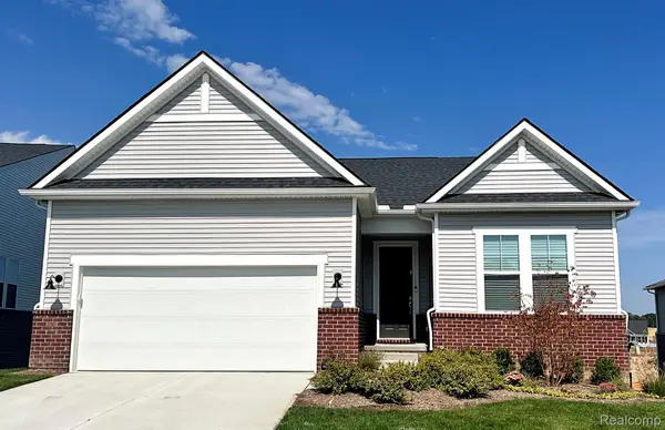 4137 Dogwood Drive, Milford, MI 48381