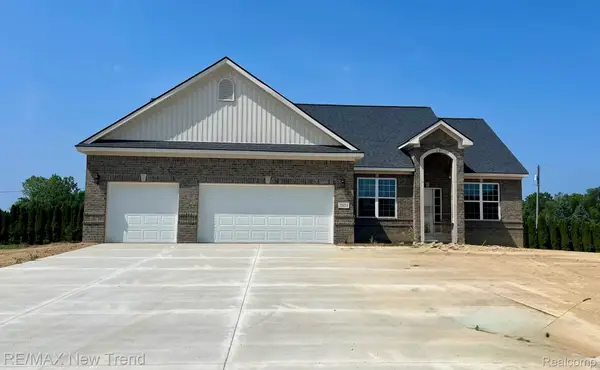 2021 Crested Butte Drive, WhiteLake, MI 48383