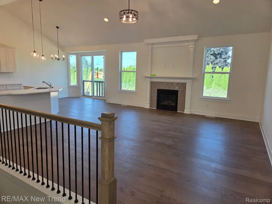 2021 Crested Butte Drive, White Lake, MI 48383 - #2