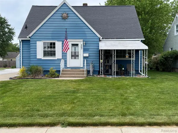 907 Napier Avenue, StJoseph, MI 49085
