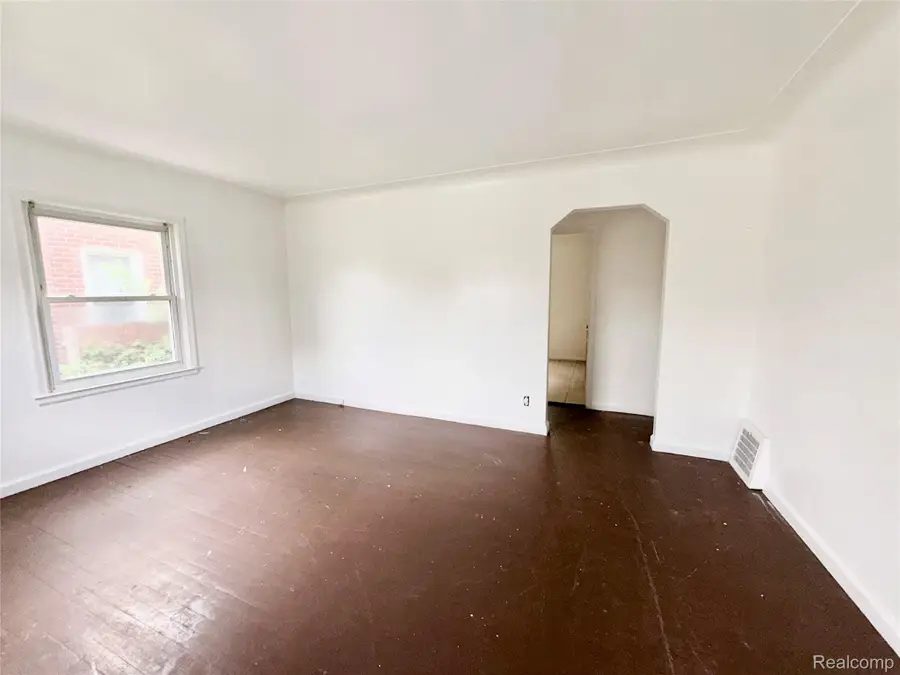 19447 Sunset Street, Detroit, MI 48234 - #2