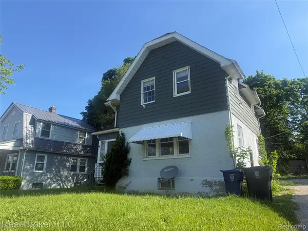 958 N Chevrolet Avenue, Flint, MI 48504