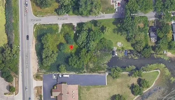 8185 Farrant Street, CommerceTwp, MI 48382